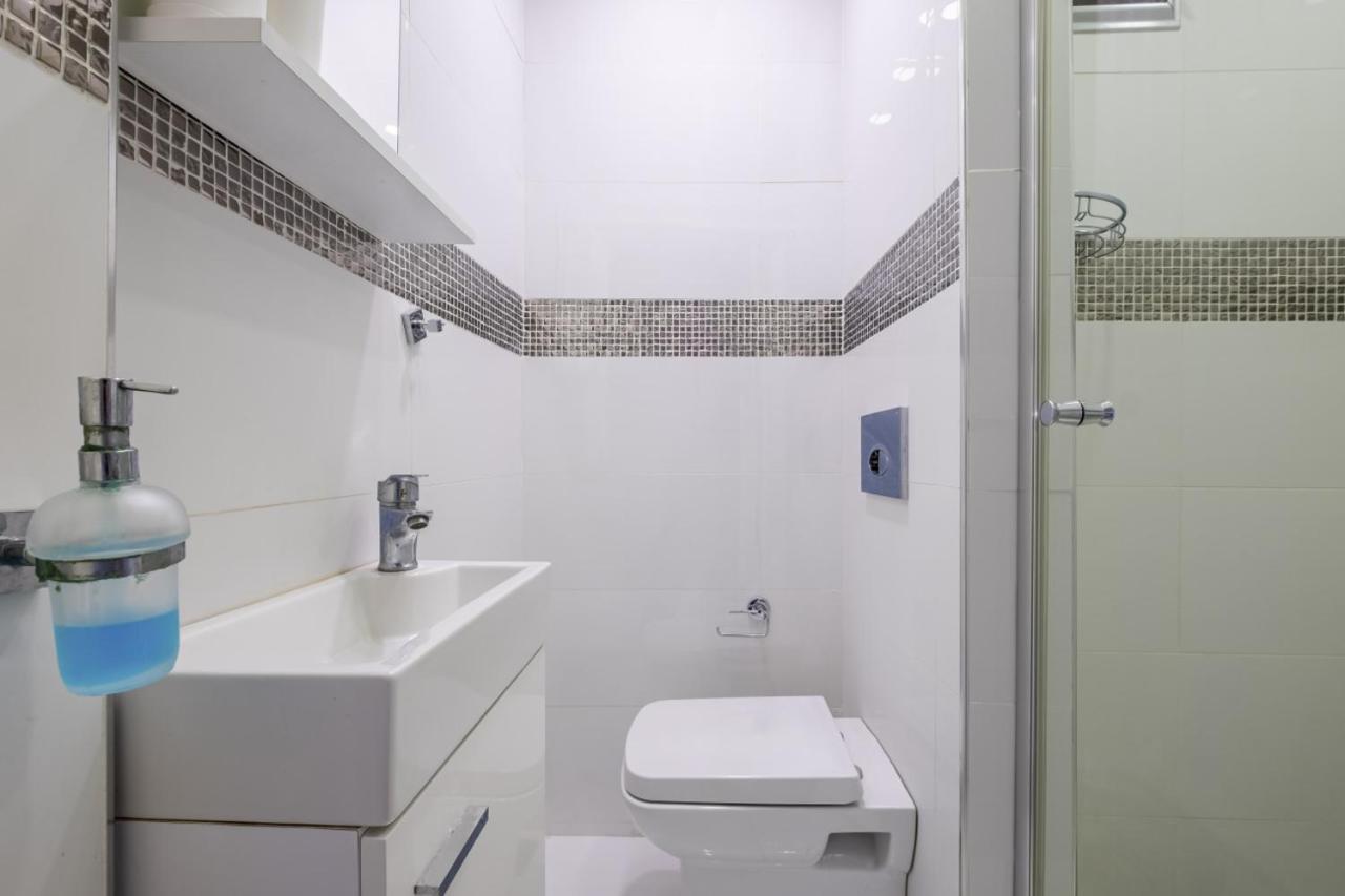 Captivating Flat With Balcony Near Besiktas Pier Lejlighed Istanbul Eksteriør billede